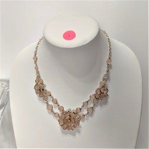 LOVELY FLOWER NECKLACE